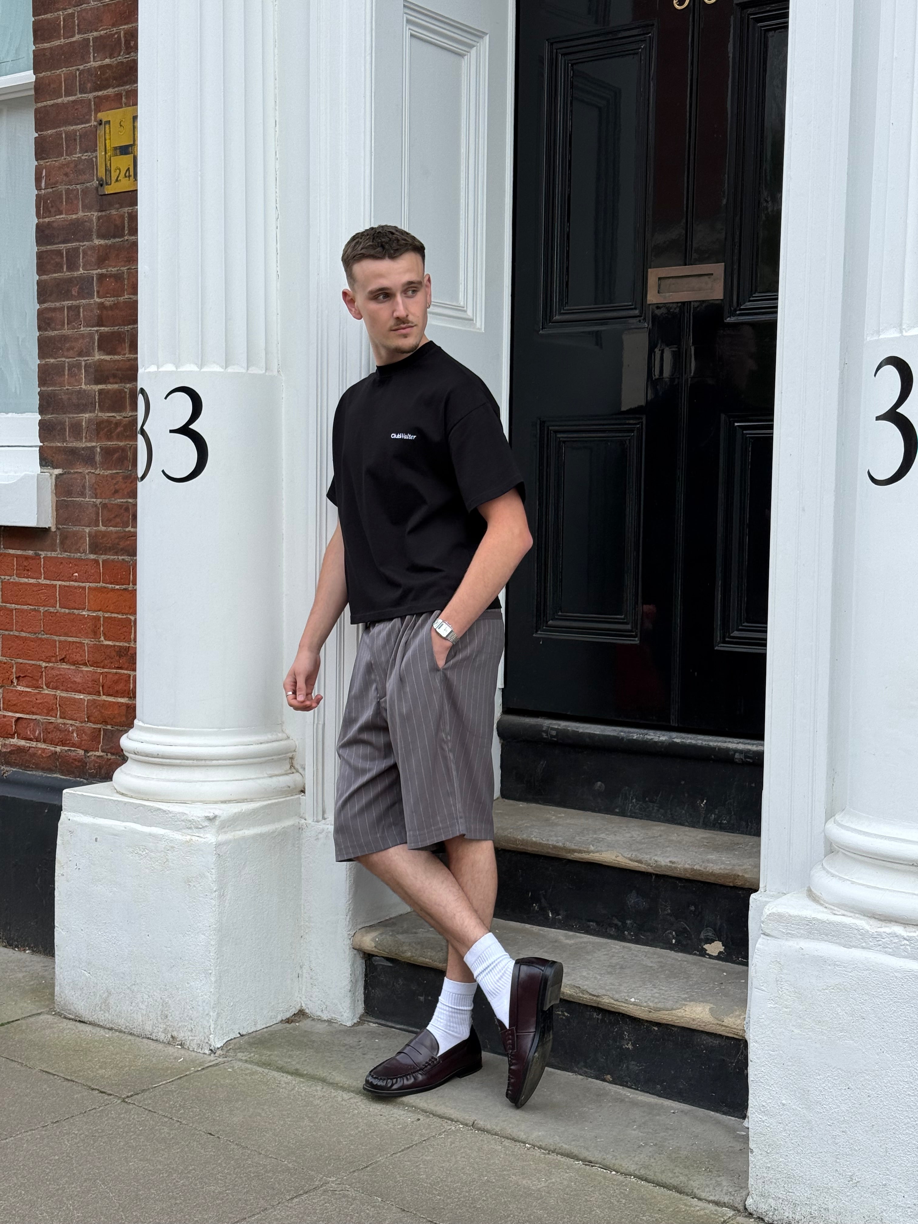 Capsule Tee - Black